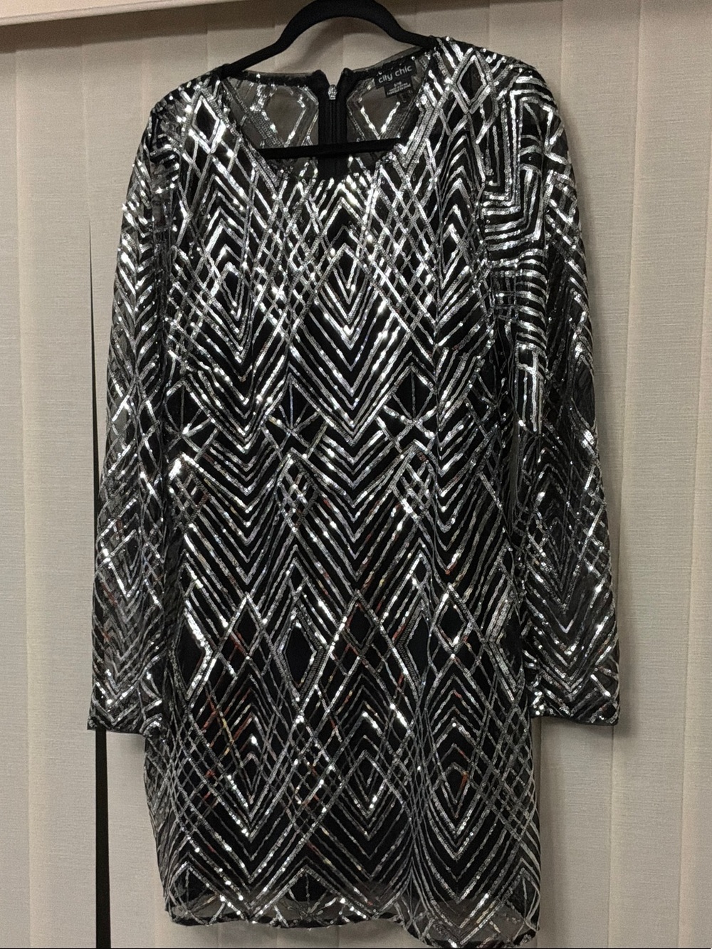 City Chic Braylin Sequin Dress Silver Geo Size 16  | Party Cocktail NYE